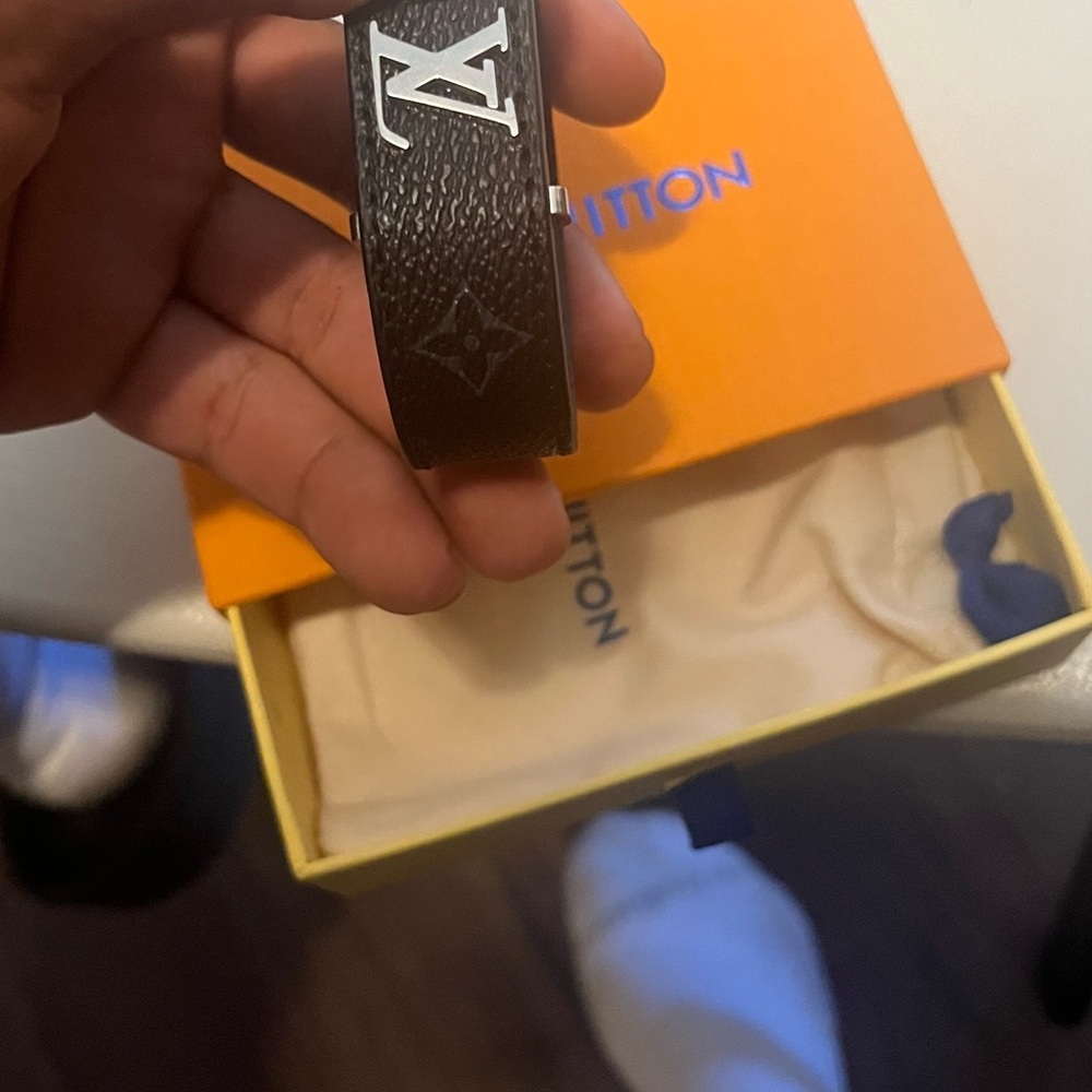 Louis Vuitton Black and Silver Belt